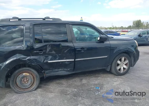 2014 Honda Pilot Touring z USA, uszkodzony, nr VIN 5FNYF4H92EB015281